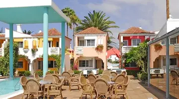 Cordial Green Golf Bungalows