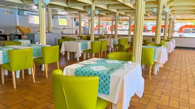 Cordial Green Golf Bungalows