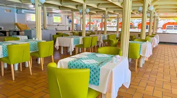 Cordial Green Golf Bungalows