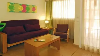 Cordial Green Golf Bungalows
