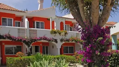 Cordial Green Golf Bungalows