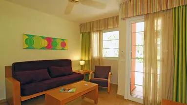 Cordial Green Golf Bungalows