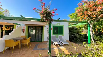 Cordial Sandy Golf Bungalows
