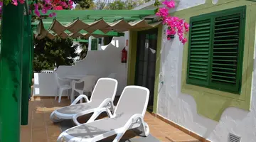 Cordial Sandy Golf Bungalows