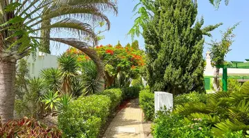 Cordial Sandy Golf Bungalows