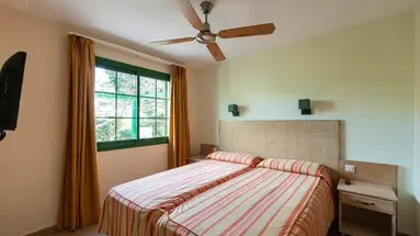 Cordial Sandy Golf Bungalows