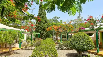 Cordial Sandy Golf Bungalows