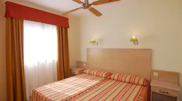 Cordial Sandy Golf Bungalows