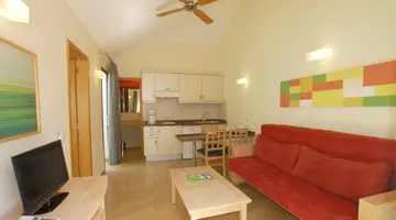 Cordial Sandy Golf Bungalows