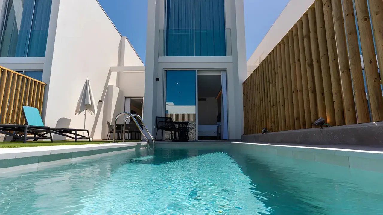 Cordial Santa Agueda & Perchel Beach Club