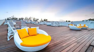 Cordial Santa Agueda & Perchel Beach Club