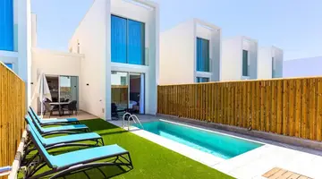 Cordial Santa Agueda & Perchel Beach Club