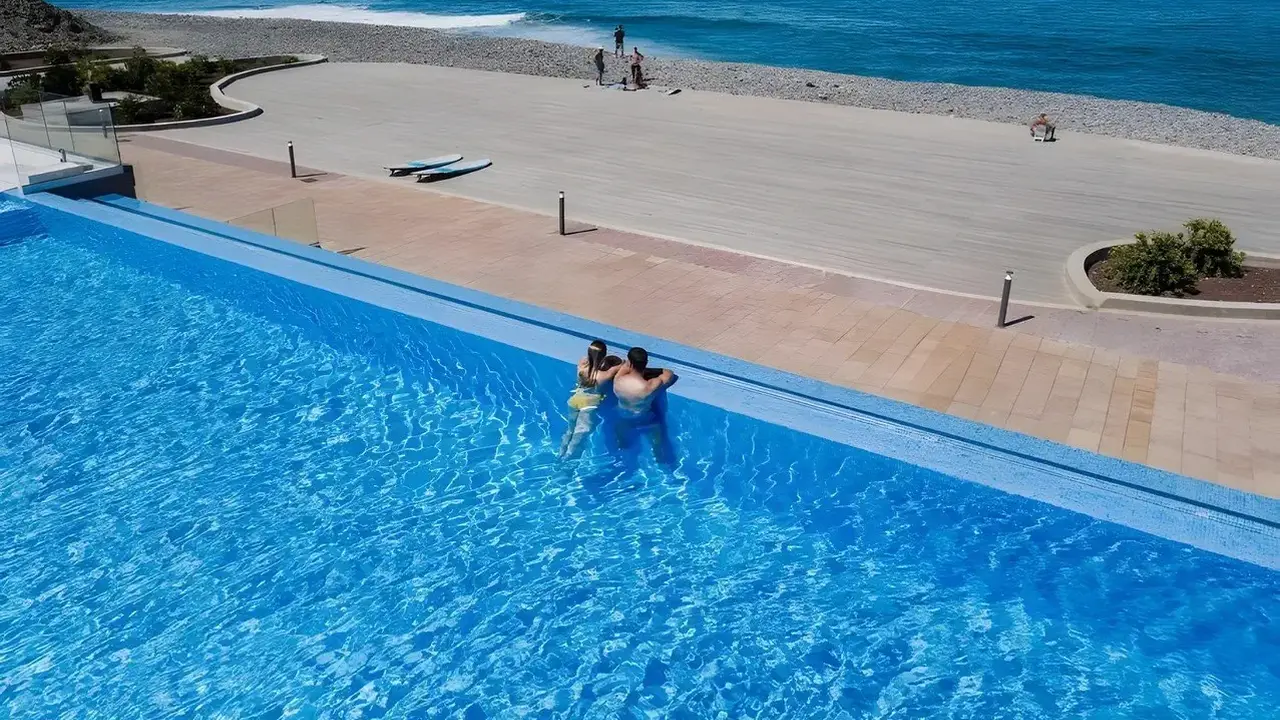 Cordial Santa Agueda & Perchel Beach Club