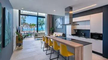 Cordial Santa Agueda & Perchel Beach Club