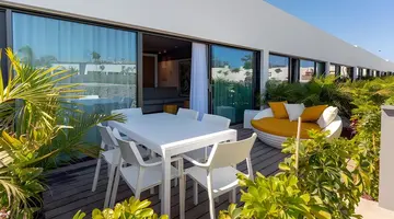 Cordial Santa Agueda & Perchel Beach Club