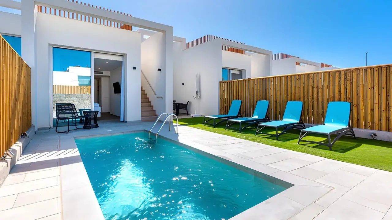 Cordial Santa Agueda & Perchel Beach Club