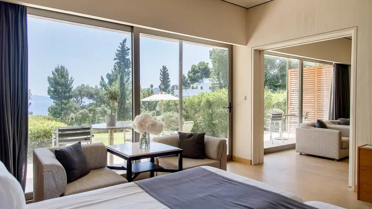 CORFU HOLIDAY PALACE