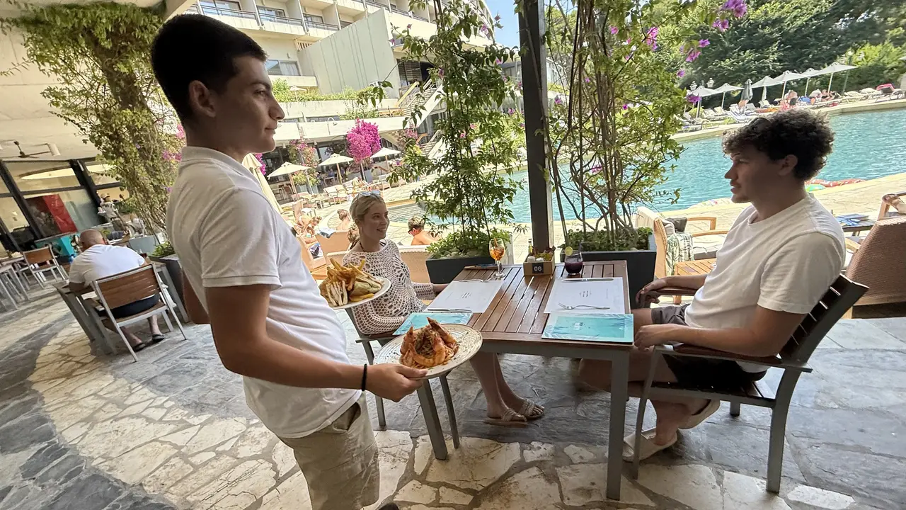 CORFU HOLIDAY PALACE