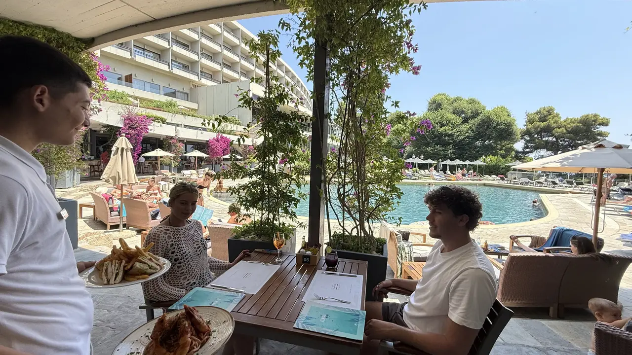 CORFU HOLIDAY PALACE