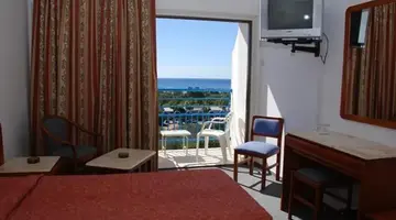 Corfu Hotel