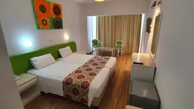 Corfu Hotel