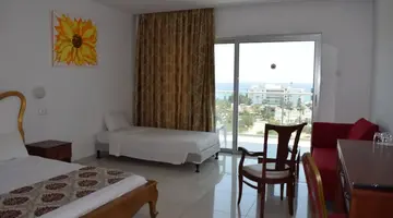 Corfu Hotel