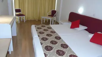Corfu Hotel