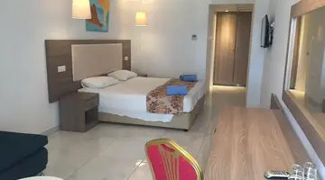 Corfu Hotel