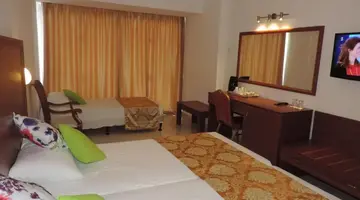 Corfu Hotel