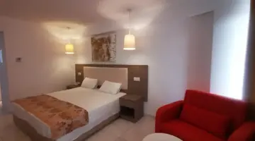 Corfu Hotel