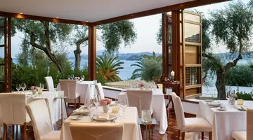 Corfu Imperial A Grecotel Resort To Live At Kommeno Peninsula