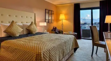 Corinthia St. George's Bay