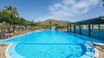 Corissia Beach Hotel
