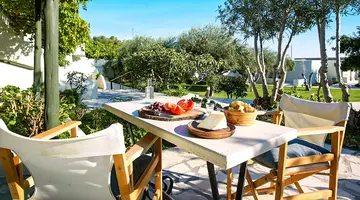 Coriva Beach Hotel & Bungalows