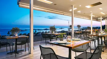 Coriva Beach Hotel & Bungalows