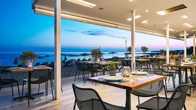 Coriva Beach Hotel & Bungalows