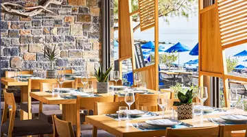 Coriva Beach Hotel & Bungalows