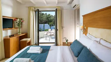 Coriva Beach Hotel & Bungalows