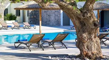 Coriva Beach Hotel & Bungalows