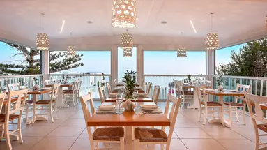 Coriva Beach Hotel & Bungalows