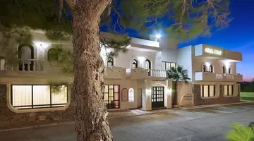 Coriva Beach Hotel