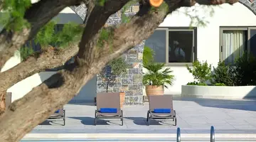 Coriva Beach Hotel
