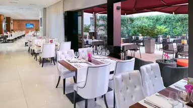 Cornaro Hotel