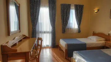 Cornucopia Hotel
