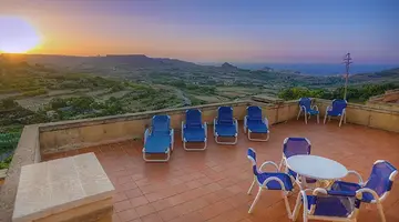 Cornucopia Hotel
