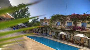 Cornucopia Hotel