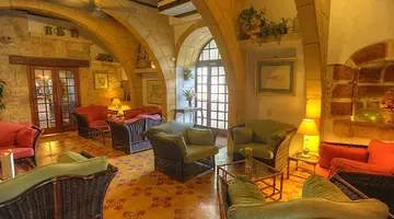 Cornucopia Hotel