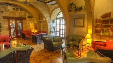 Cornucopia Hotel