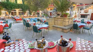 Cornucopia Hotel