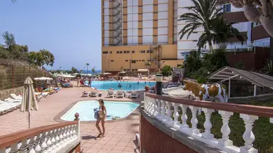 Corona Roja Aparthotel